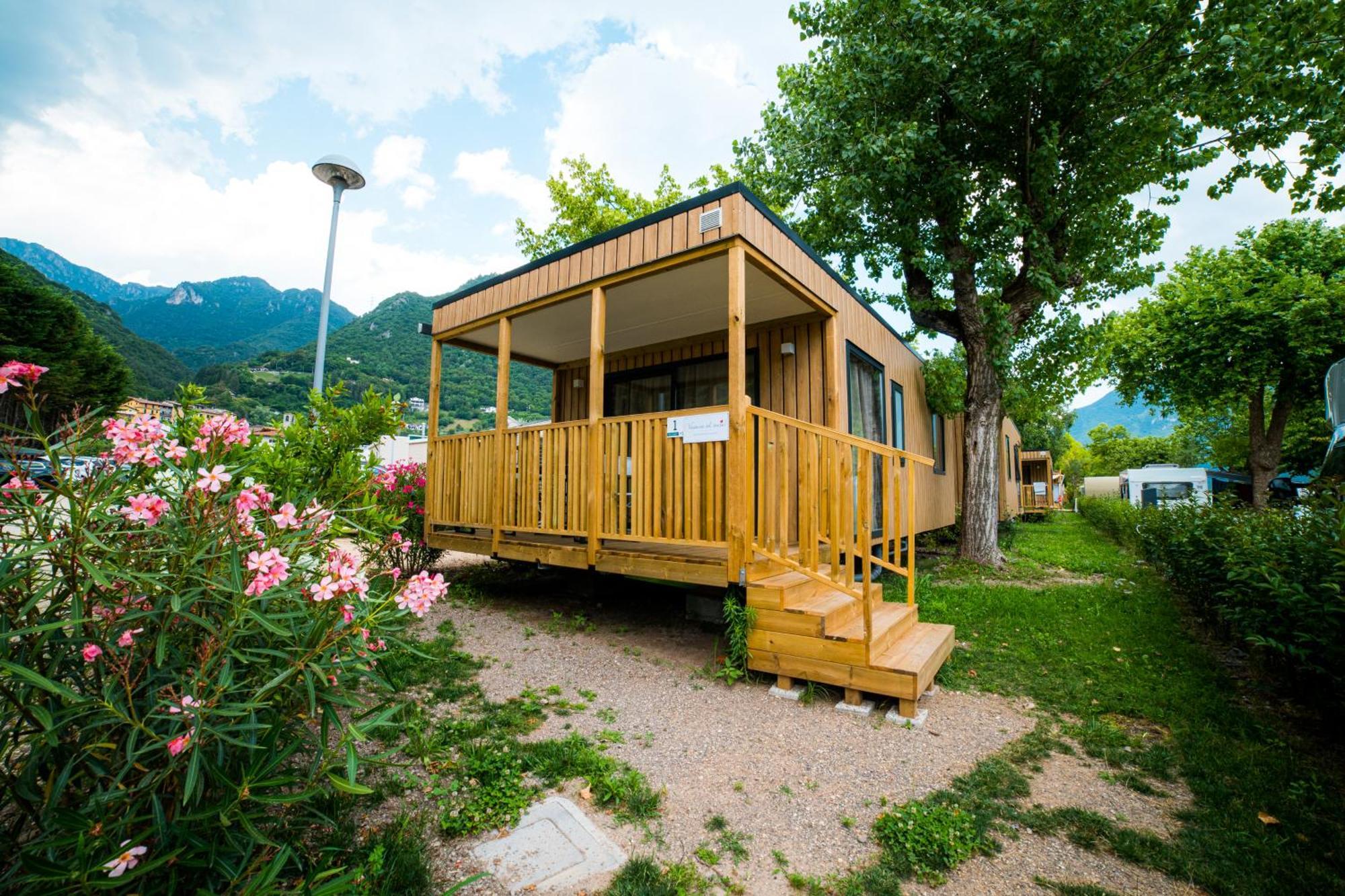אנפו Lago Idro Glamping Boutique מראה חיצוני תמונה