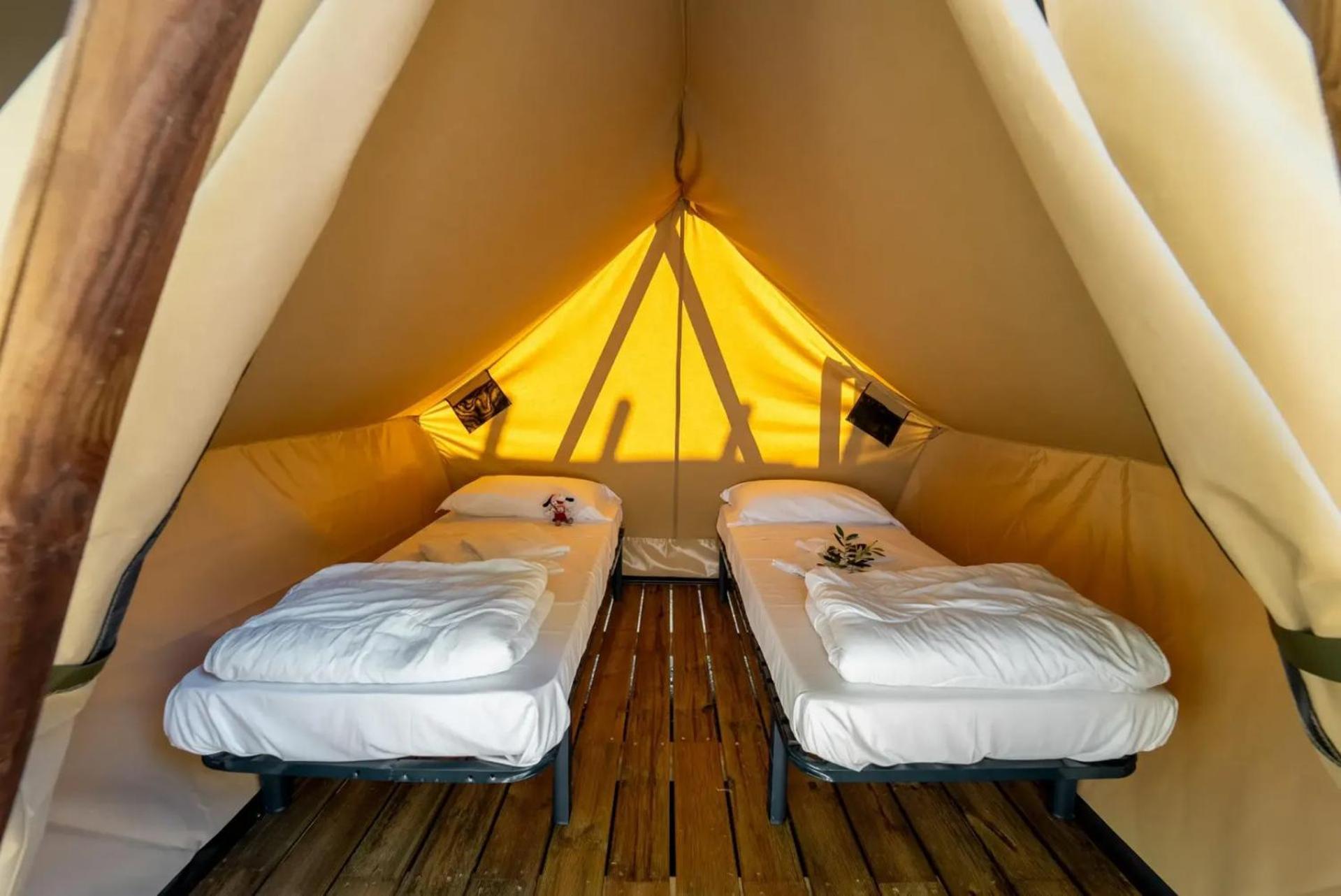 אנפו Lago Idro Glamping Boutique חדר תמונה